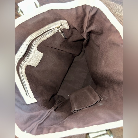Gucci Beige/Brown GG Canvas Handbag - Picture 5 of 7